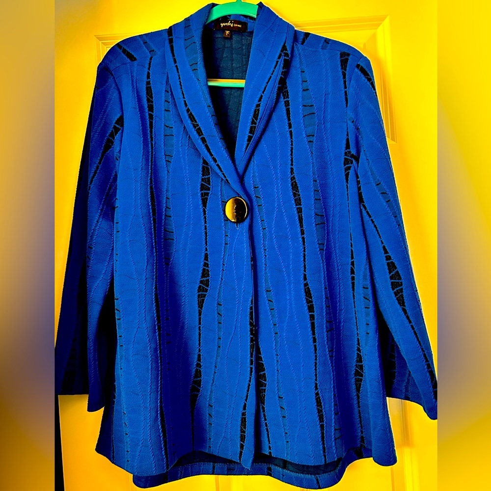 Yushi Top